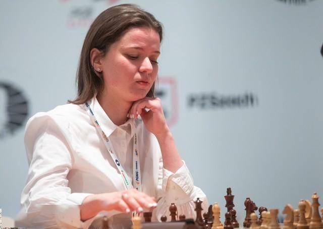 国际象棋选手晋级，智慧过人的简单介绍
