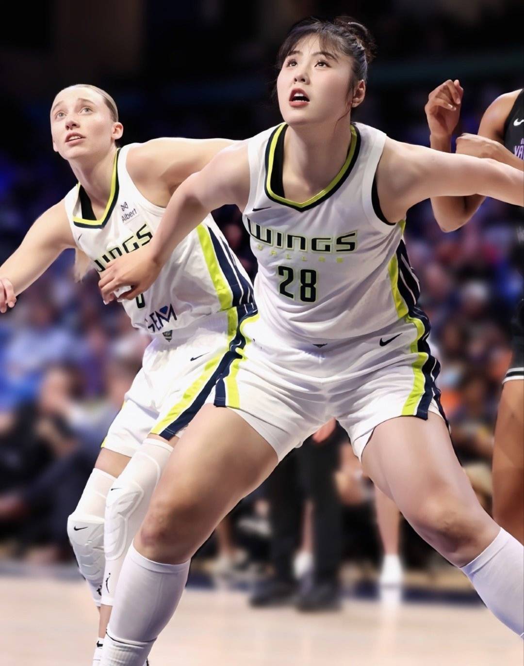 李月汝砍赛季新高11分9篮板！WNBA飞翼擒太阳的简单介绍