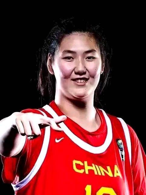 张子宇打国家队会提前暴露弱点&但对球员发展有好处的简单介绍