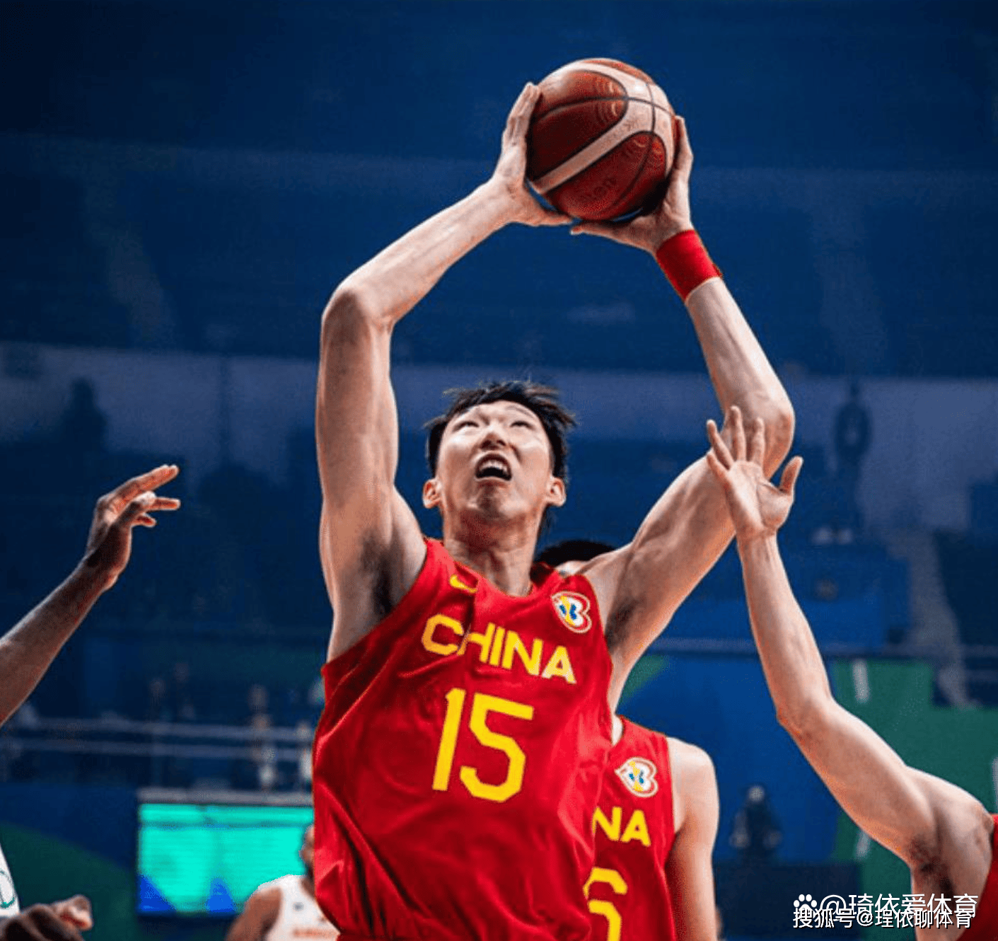 景博JBO体育平台-关于周琦18年亚运会个人集锦，对阵菲律宾砍下25分7盖帽的信息