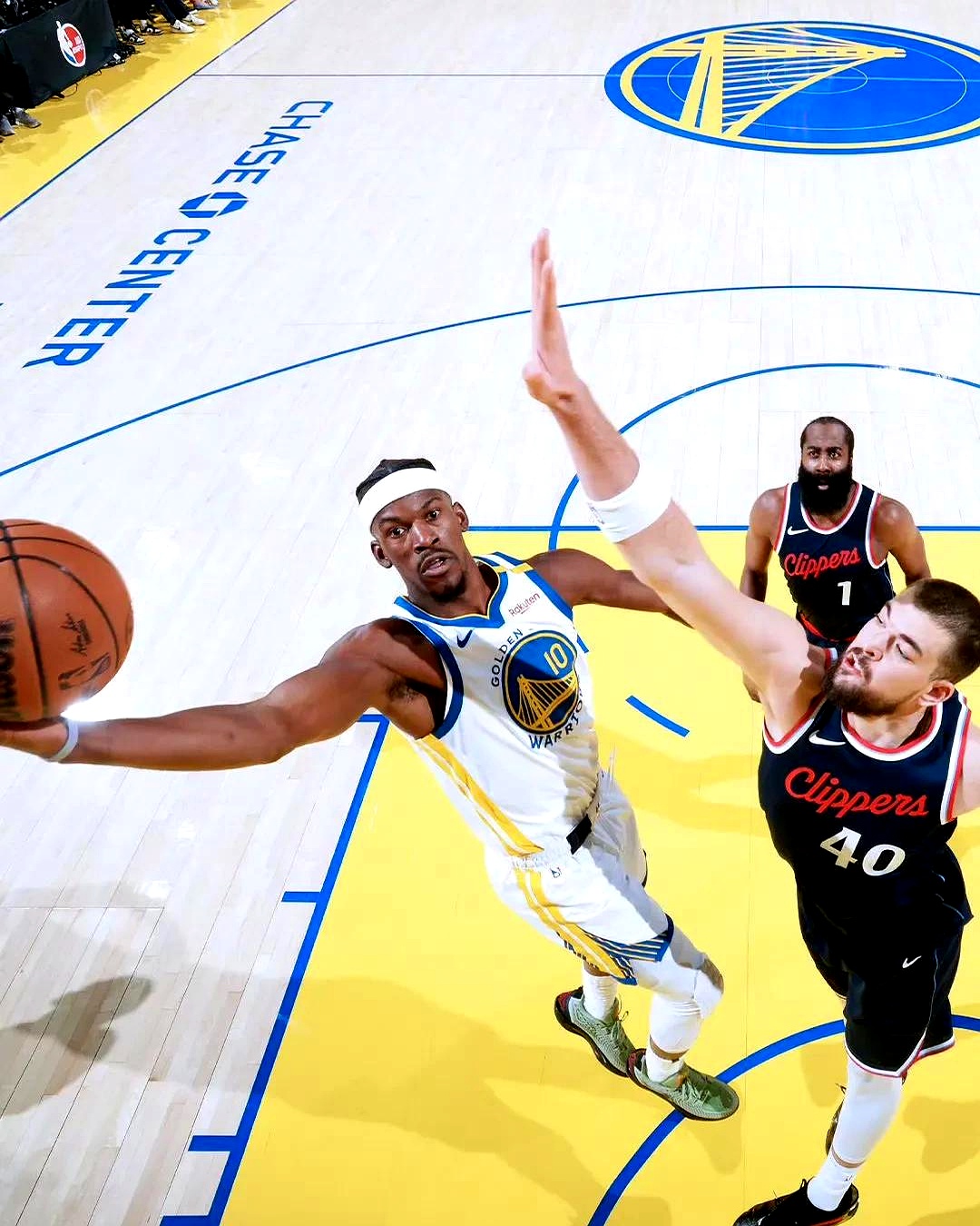 包含NBA巨星突破个人投篮纪录，成为球队得分王的词条